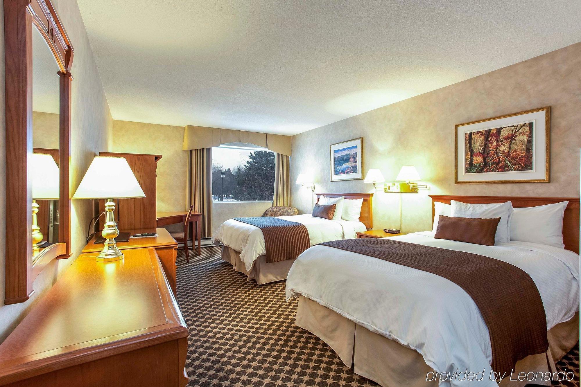 Hotel Universel מונטריאול מראה חיצוני תמונה